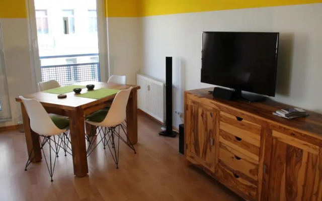 LittleHome | Ferienwohnung Leipzig Zentrum