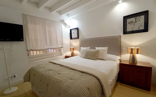 Exclusive House in Seville. Antonia Díaz