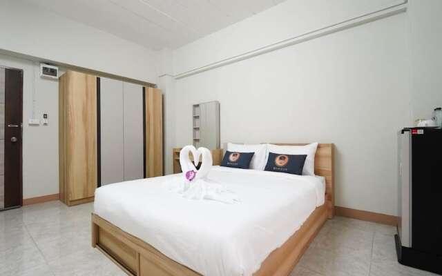RoomQuest SPS Hotel and Residence