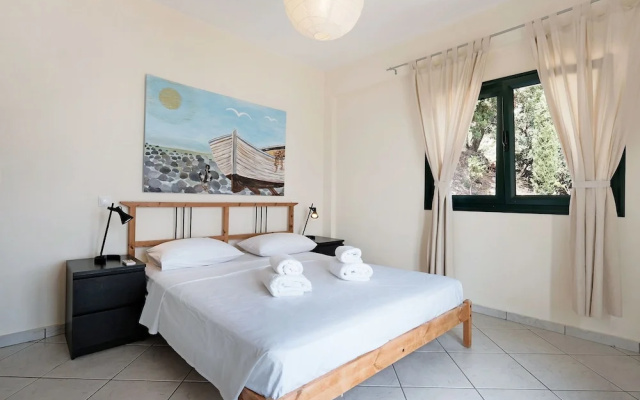 Outstanding Villas in Pera Melana near Kissakas Beach