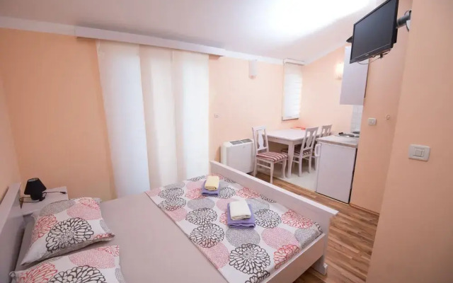 San Marian Apt 3c