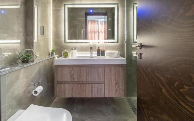 Frank Porter - Majestique Residences 2