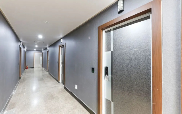 Cheonan Seongjeong J Hotel