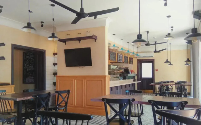 Guest House Primorskaya 25