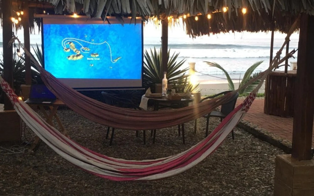 Sanctuary Puerto Cayo Lodge