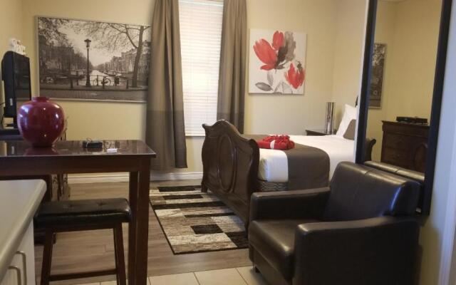 Studio Cozy #12 by Amazing Property Rentals