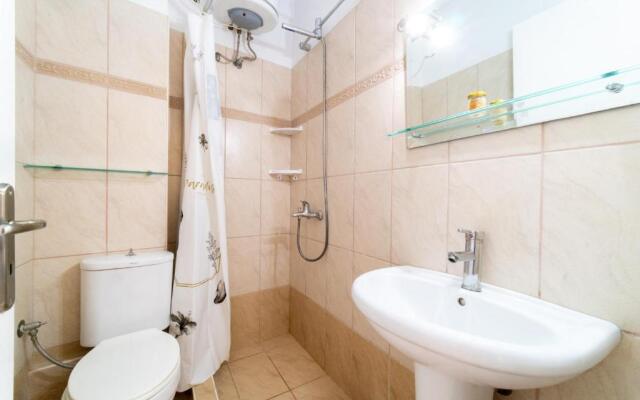 Afrodite Lefkimmi Apartment 1