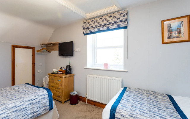 The Lawn Guest House