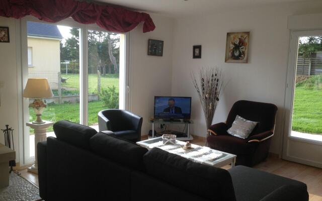 Modern Holiday Home In Denneville with Garden