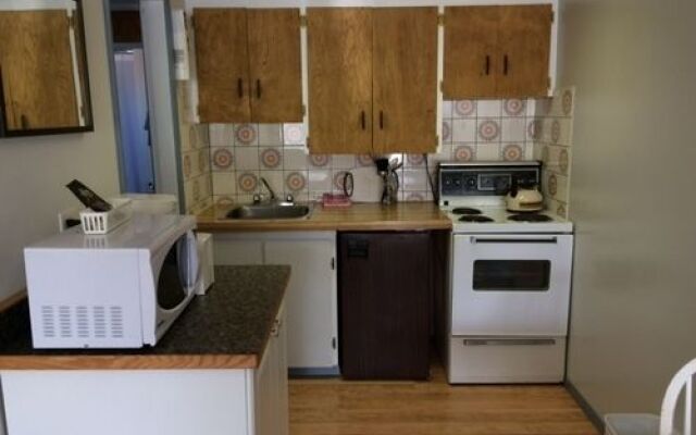 Twin Rivers Motel & RV Park