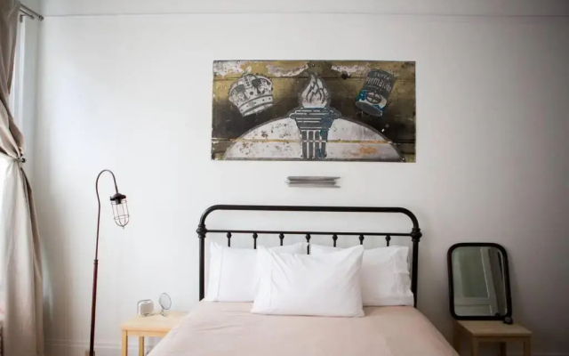 Object Hotel 1BR Shared Bath Room 2C