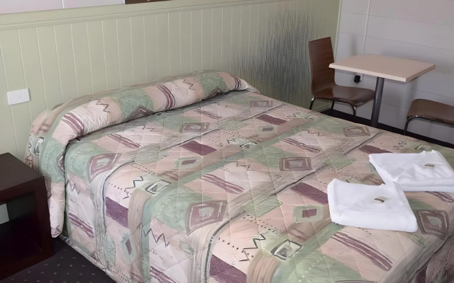 Welcome Home Motel and Apartments – Guest Rooms – Rockhampton