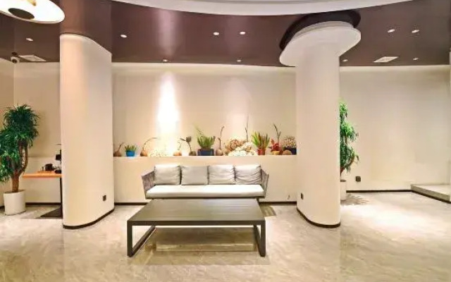 Cengxi Island Hostel