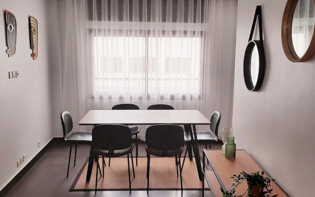 Contemporary Apartment