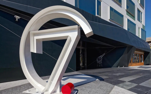 Hotel 7 Taichung