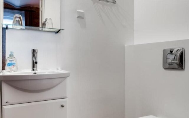 Janne Hotel
