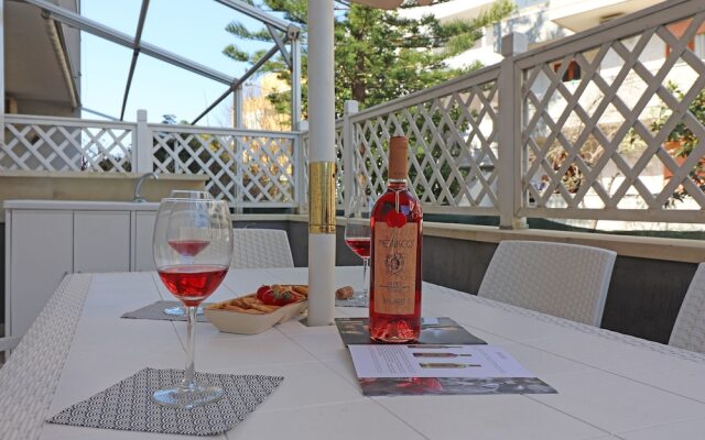 Luisa Holiday House With Air Conditioning And Balcony