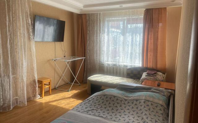 Апартаменты на набережной Нефтяников