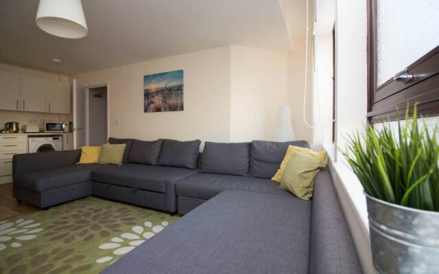 Stayzo Stylish Accommodation in Southampton 10