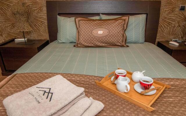 Optasia Luxury House