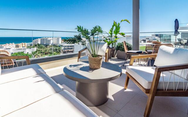 LME92B - Top class flat in Estepona, near beach