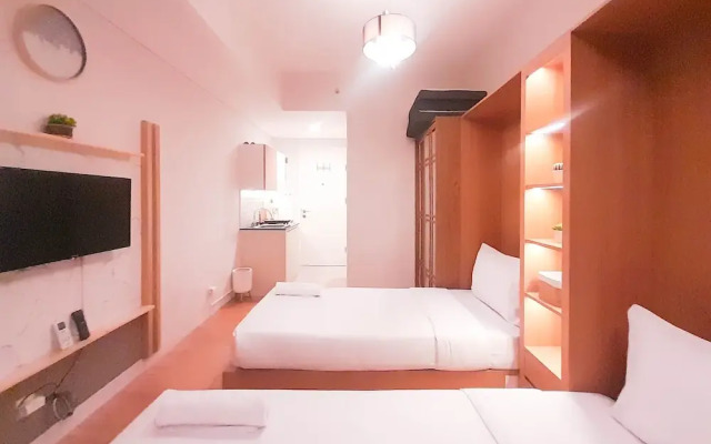 Elegant And Cozy Studio Barsa City Apartment