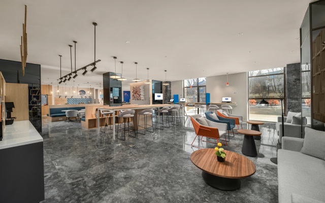 Holiday Inn Express Changchun Jingyue – Lobby – Changchun