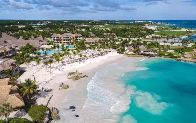 Oceanview Lux Villa - With Eden Roc Club Access