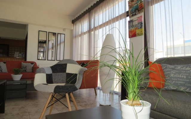 Carina Hotel Apartments