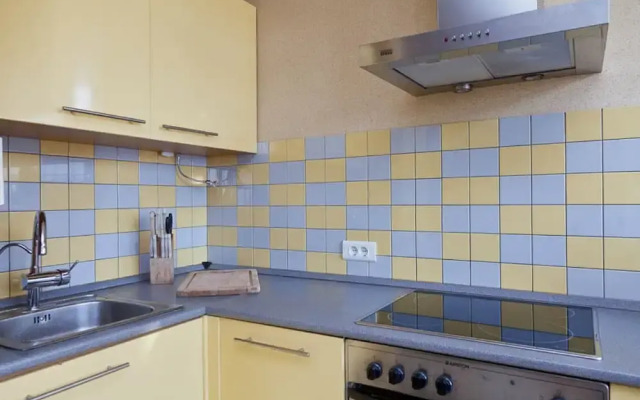 Апартаменты «LUXKV на Дружинниковской»