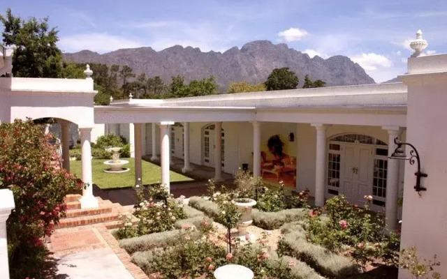 Rusthof Country House