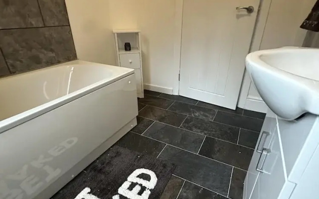 Cosy Manchester House Near Etihad and Coop Live