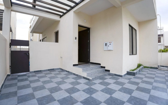 Fabhotel Continental Lebe Inn