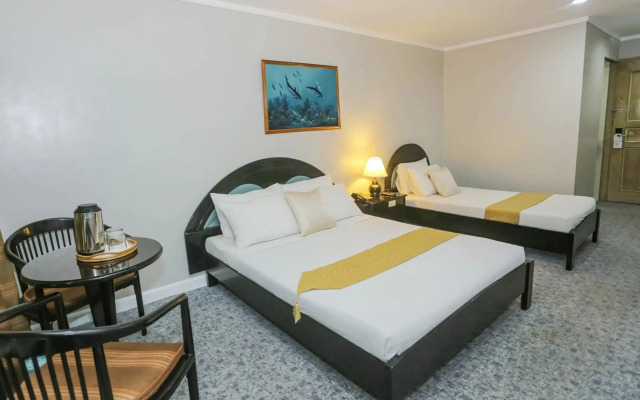 Holiday Plaza Hotel - Cebu