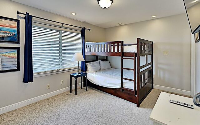 Regency Cabanas by Southern Vacation Rentals