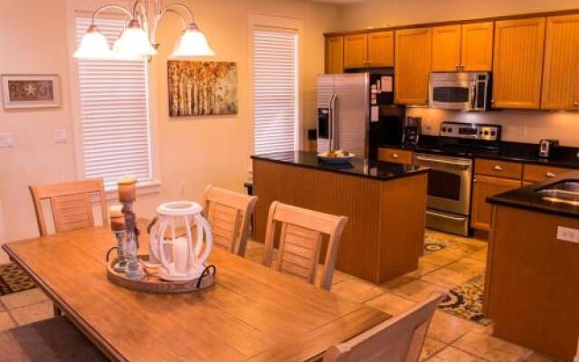 1367 Laurel Grove Home