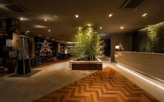 Yujin Hotel