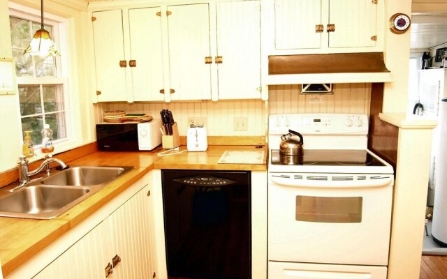 Sassafras House 104 Oceanview by Long & Foster