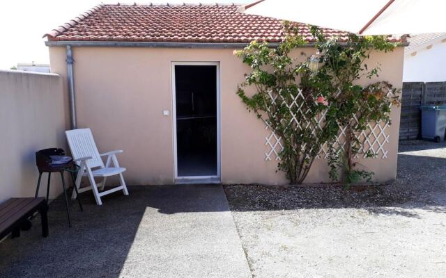House With 3 Bedrooms in Châtelaillon-plage, With Enclosed Garden - 80