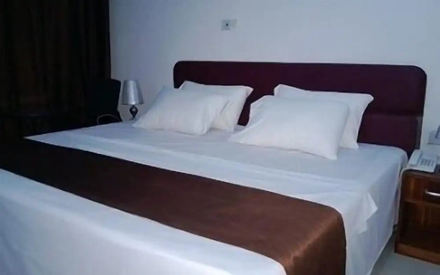 Elegance Boutique Hotel