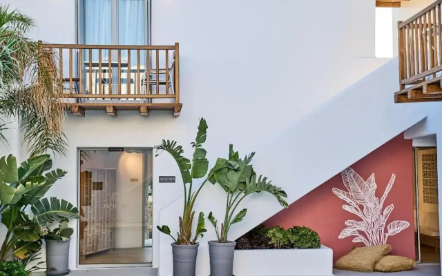 Adorno Suites