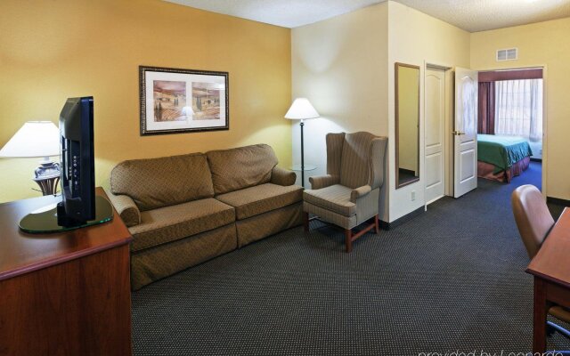 Country Inn & Suites by Radisson, Norman, OK
