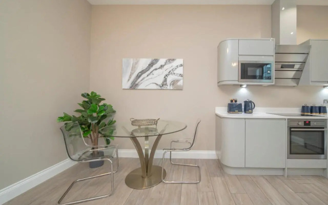 Modern 2bedroom flat next to brighton beach slp6