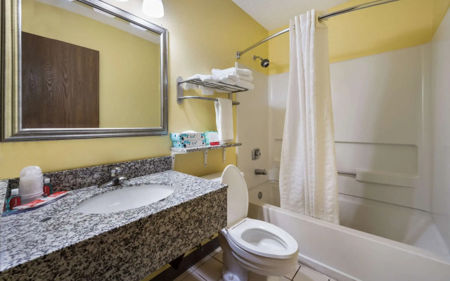 Econo Lodge Spotsylvania Town Center