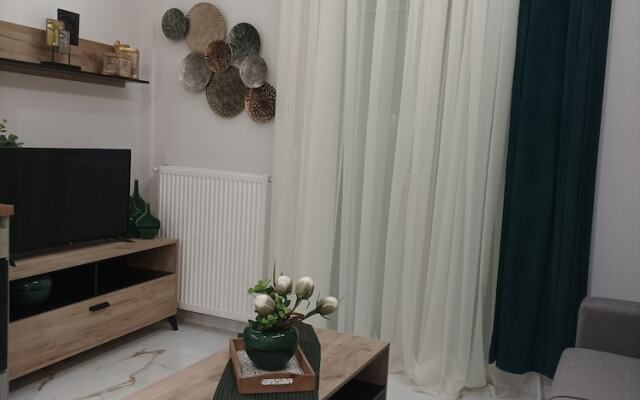 Atelier Deluxe Apt Must