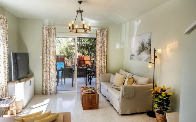 Larnaca Oneiro Seaside Villa