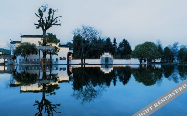 Houtang Holiday Manor