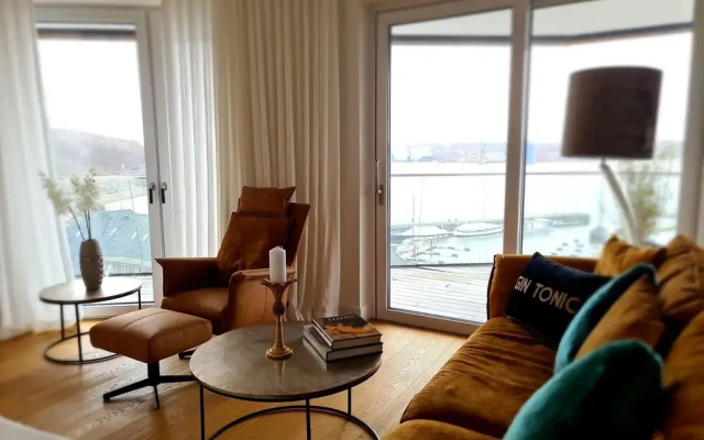 Penthouse Diamond View at Yacht Harbour