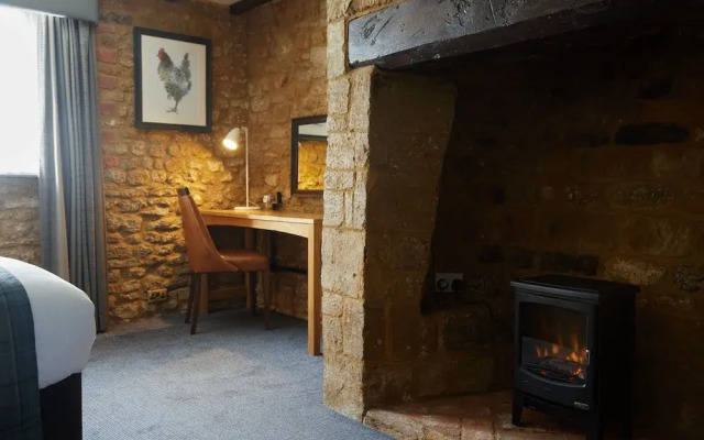 Red Lion Hotel Adderbury by Greene King Inns