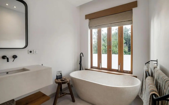 Villa Oasi 3 by Alfred in Bali